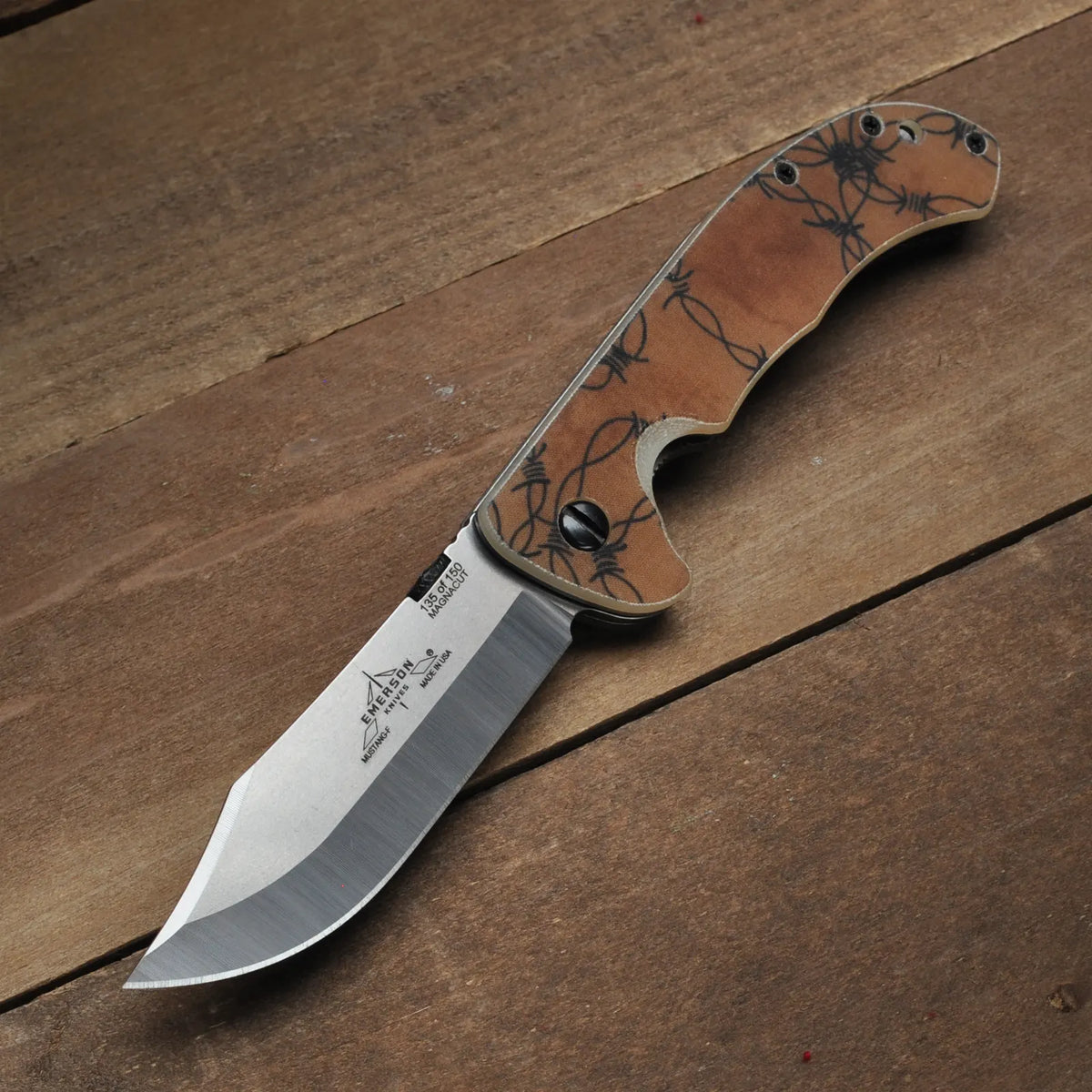 Mustang Flipper SF - Barbed Wire